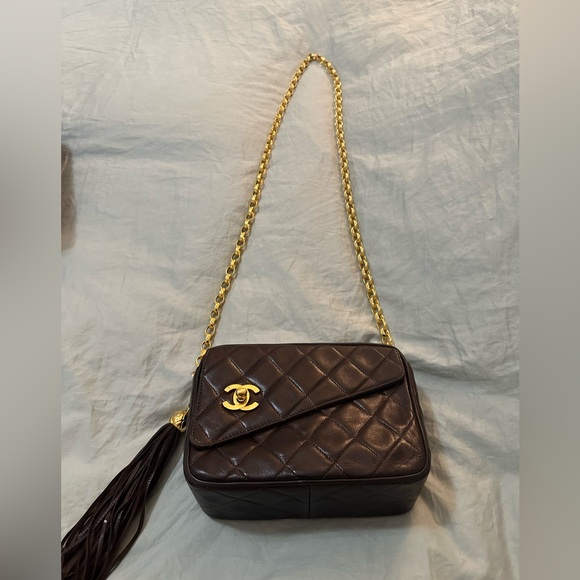 1989-1991 Vintage Chanel Lambskin Camera Bag - Picture 8 of 16
